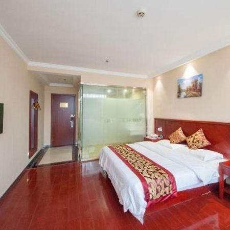 Greentree Inn Jiangsu Nantong Qidong Bus Station Express Hotel Hexingzhen Ngoại thất bức ảnh