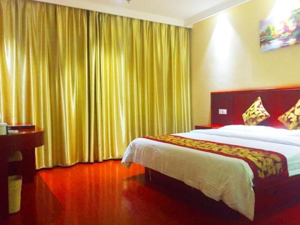 Greentree Inn Jiangsu Nantong Qidong Bus Station Express Hotel Hexingzhen Ngoại thất bức ảnh